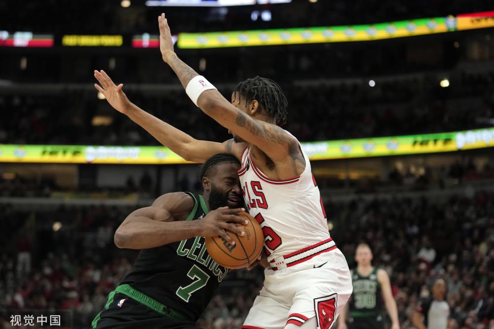 从俱乐部的 从俱乐部的